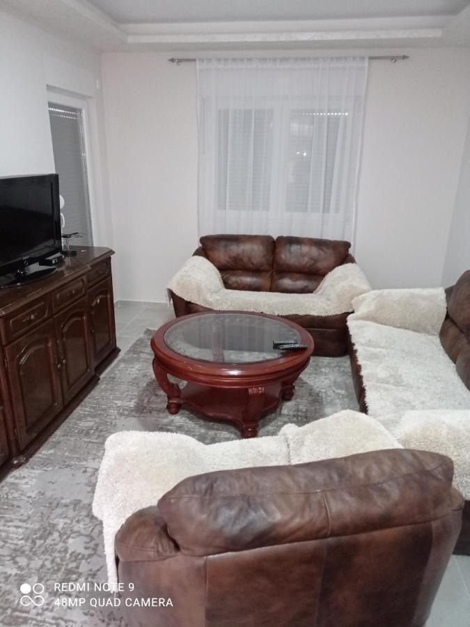 זבליאק Apartman Svetlana 2 מראה חיצוני תמונה