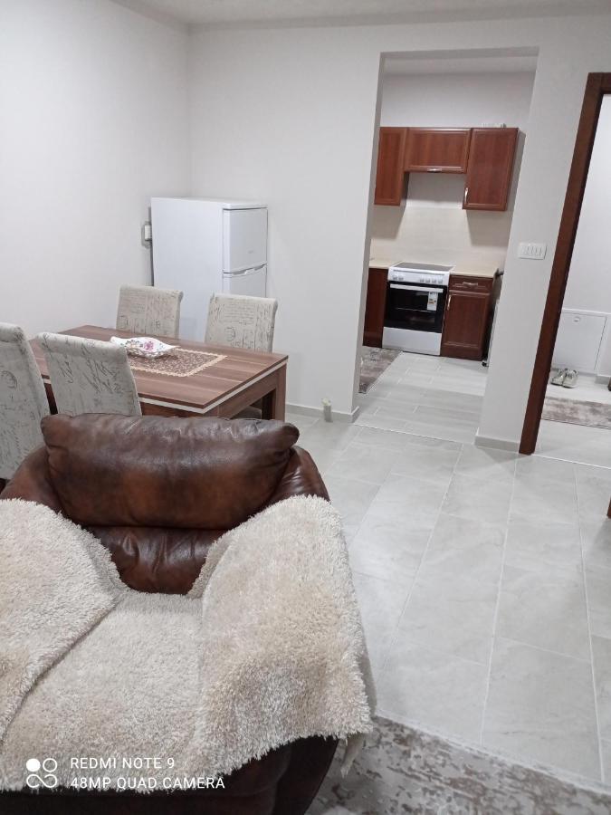 זבליאק Apartman Svetlana 2 מראה חיצוני תמונה